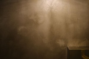 Betonová stěrka - Kavárna Bílá Vrána